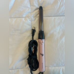 L'ange Pink Le Pirouette Curling Iron 25 mm titanium rotating used once